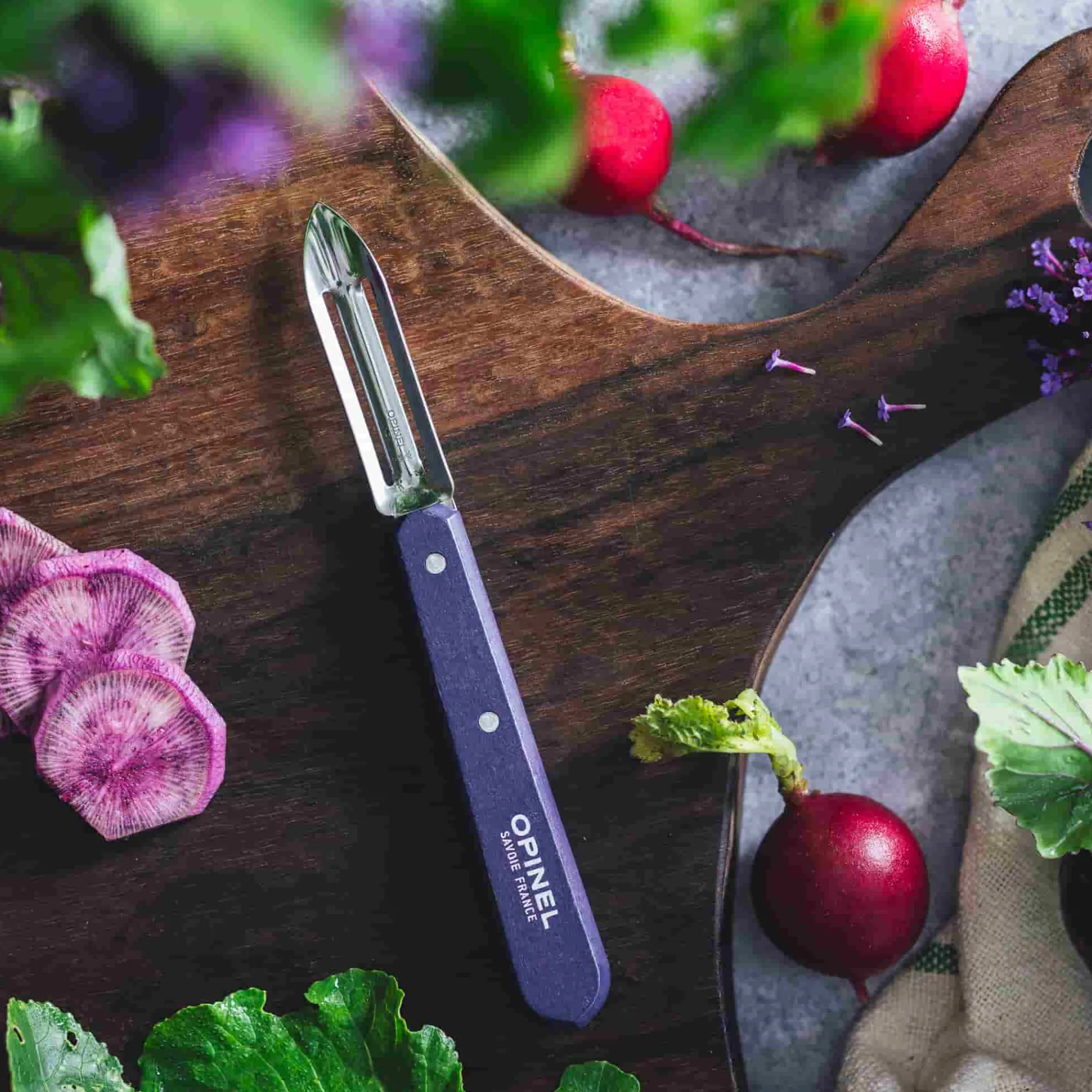 Opinel No 115 Violet Beechwood Handle Peeler, 6cm