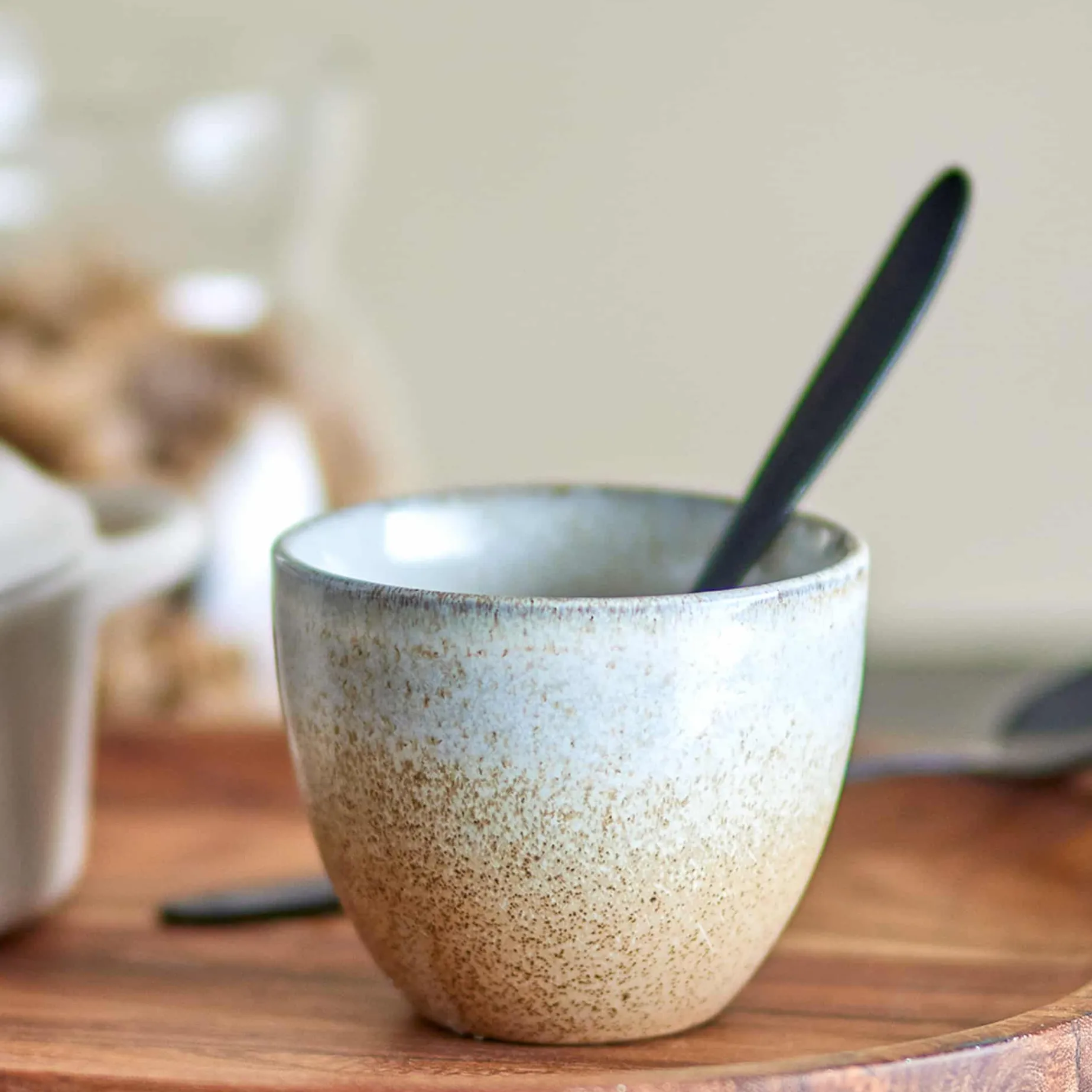 Paula Neutral Tea Cup