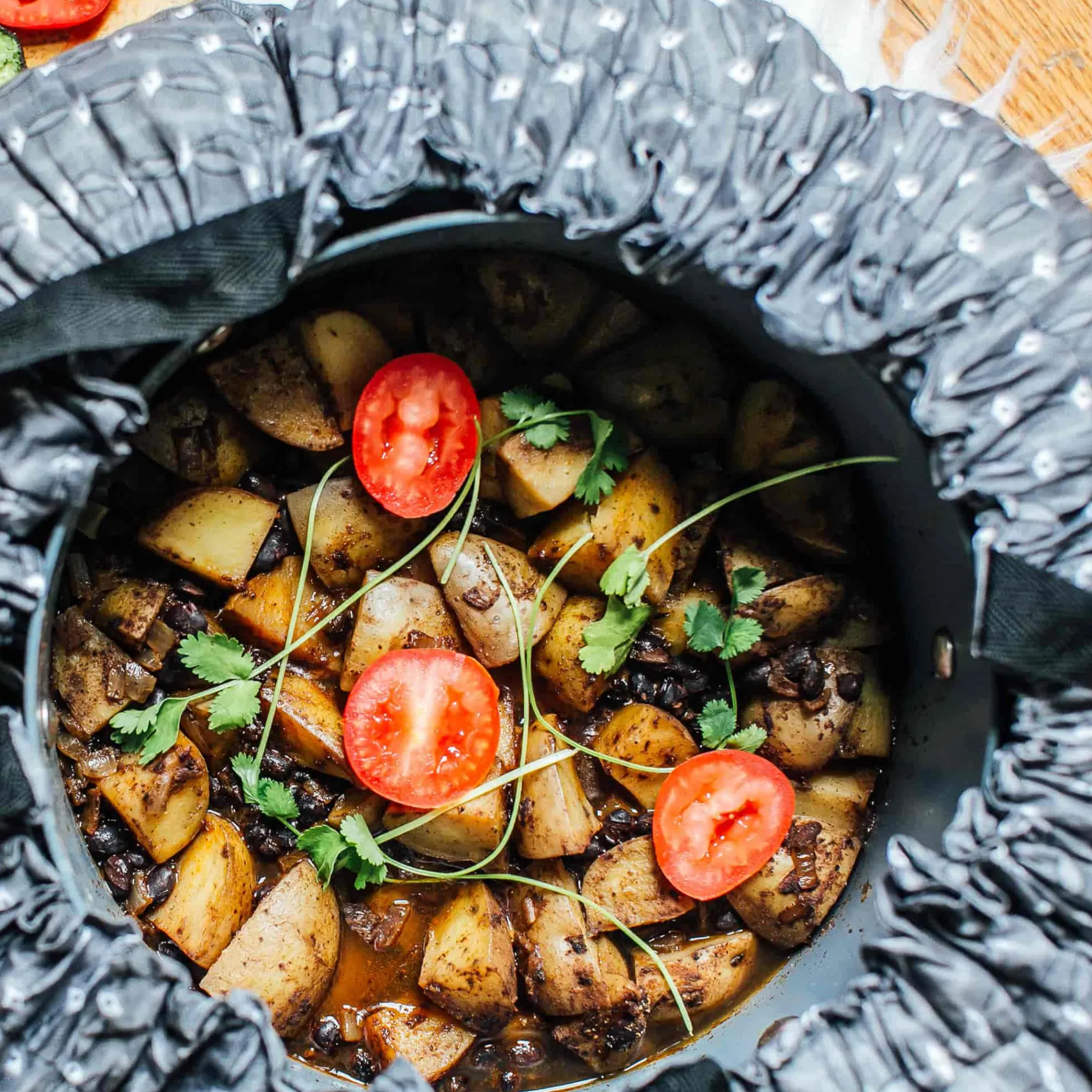 Wonderbag Non-Electric Slow Cooker, Grey